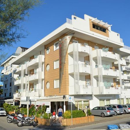Hotel Record Riccione Exterior foto