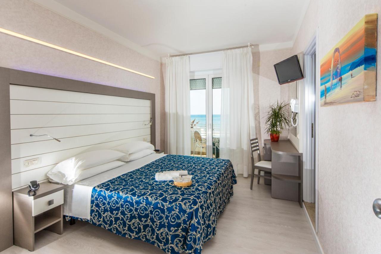 Hotel Record Riccione Exterior foto
